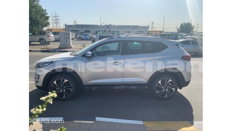 Big with watermark hyundai tucson aragatsotn import dubai 2523