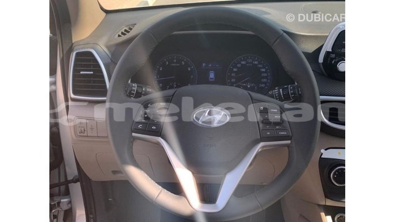 Big with watermark hyundai tucson aragatsotn import dubai 2523
