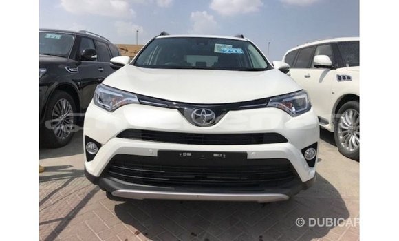 Buy Import Toyota 4Runner White Car in Import - Dubai in Aragatsotn Buy Import Toyota 4Runner White Car in Import - Dubai in Aragatsotn