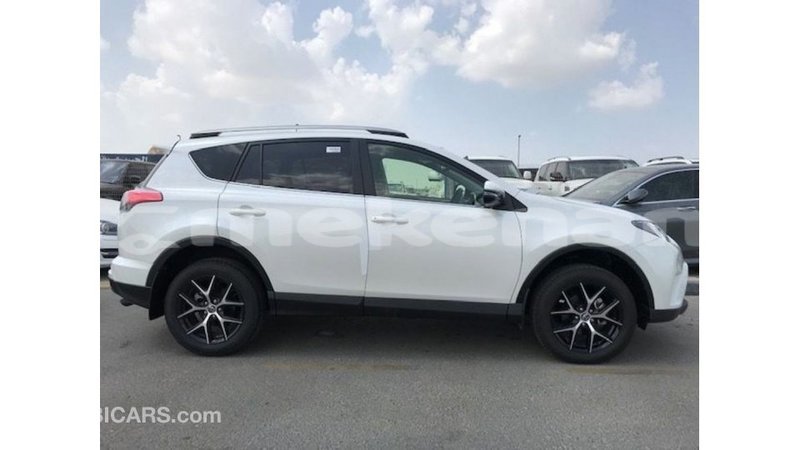 Big with watermark toyota 4runner aragatsotn import dubai 2525