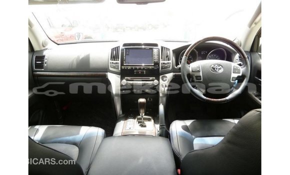 Buy Import Toyota Land Cruiser Black Car in Import - Dubai in Aragatsotn Buy Import Toyota Land Cruiser Black Car in Import - Dubai in Aragatsotn