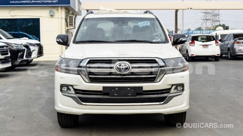Big with watermark toyota land cruiser aragatsotn import dubai 2531