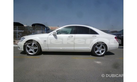 Buy Import Mercedes-Benz 190 White Car in Import - Dubai in Aragatsotn Buy Import Mercedes-Benz 190 White Car in Import - Dubai in Aragatsotn
