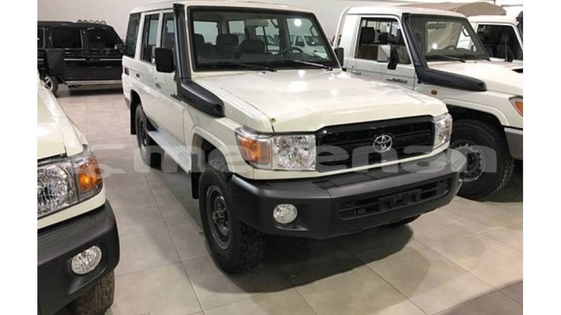 Big with watermark toyota land cruiser aragatsotn import dubai 2536