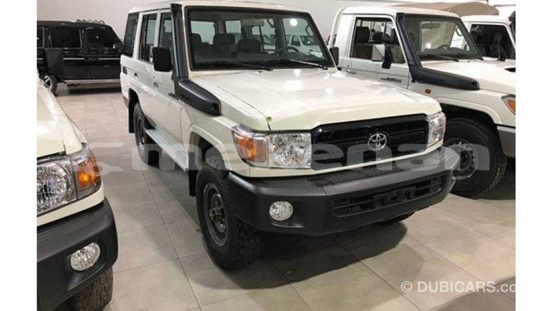 Big with watermark toyota land cruiser aragatsotn import dubai 2536
