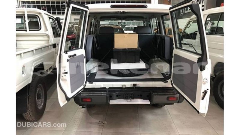 Big with watermark toyota land cruiser aragatsotn import dubai 2536