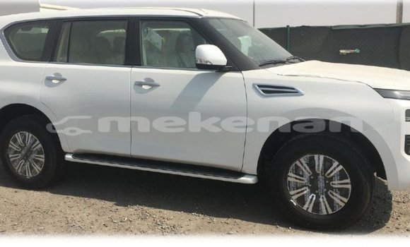 Buy Import Nissan Patrol White Car in Import - Dubai in Aragatsotn Buy Import Nissan Patrol White Car in Import - Dubai in Aragatsotn