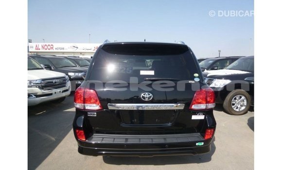 Buy Import Toyota Land Cruiser Black Car in Import - Dubai in Aragatsotn Buy Import Toyota Land Cruiser Black Car in Import - Dubai in Aragatsotn