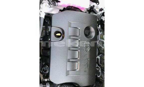 Buy Import Toyota 4Runner White Car in Import - Dubai in Aragatsotn Buy Import Toyota 4Runner White Car in Import - Dubai in Aragatsotn