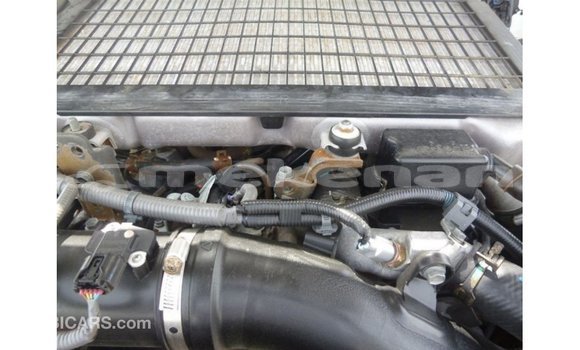 Buy Import Toyota Land Cruiser White Car in Import - Dubai in Aragatsotn Buy Import Toyota Land Cruiser White Car in Import - Dubai in Aragatsotn