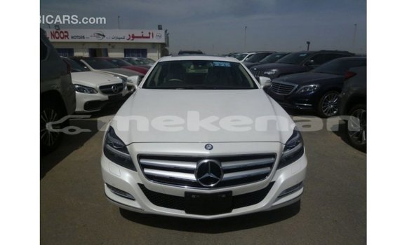 Buy Import Mercedes-Benz 350 White Car in Import - Dubai in Aragatsotn Buy Import Mercedes-Benz 350 White Car in Import - Dubai in Aragatsotn