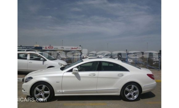 Buy Import Mercedes-Benz 350 White Car in Import - Dubai in Aragatsotn Buy Import Mercedes-Benz 350 White Car in Import - Dubai in Aragatsotn
