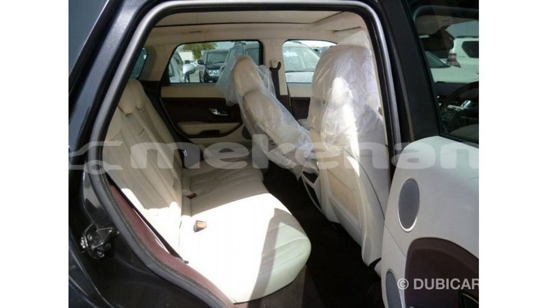Big with watermark land rover range rover aragatsotn import dubai 2577