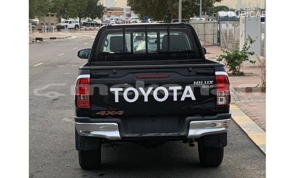 Buy Import Toyota Hilux Black Car in Import - Dubai in Aragatsotn Buy Import Toyota Hilux Black Car in Import - Dubai in Aragatsotn