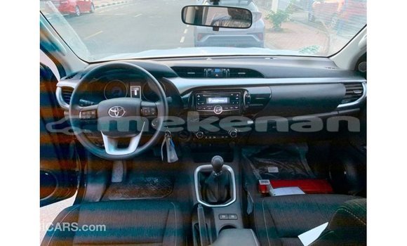 Buy Import Toyota Hilux Black Car in Import - Dubai in Aragatsotn Buy Import Toyota Hilux Black Car in Import - Dubai in Aragatsotn