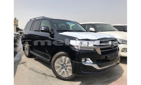 Buy Import Toyota Land Cruiser Black Car in Import - Dubai in Aragatsotn Buy Import Toyota Land Cruiser Black Car in Import - Dubai in Aragatsotn