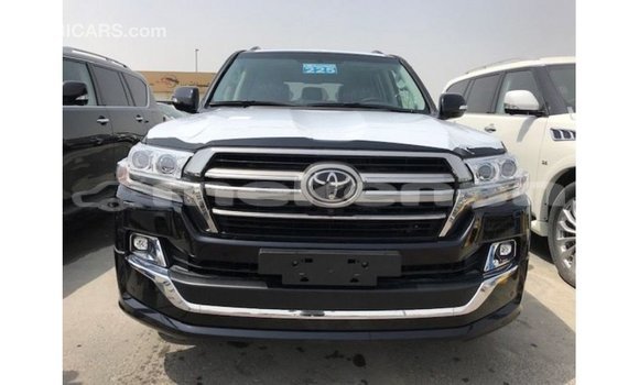 Buy Import Toyota Land Cruiser Black Car in Import - Dubai in Aragatsotn Buy Import Toyota Land Cruiser Black Car in Import - Dubai in Aragatsotn