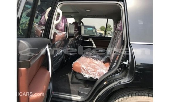 Buy Import Toyota Land Cruiser Black Car in Import - Dubai in Aragatsotn Buy Import Toyota Land Cruiser Black Car in Import - Dubai in Aragatsotn
