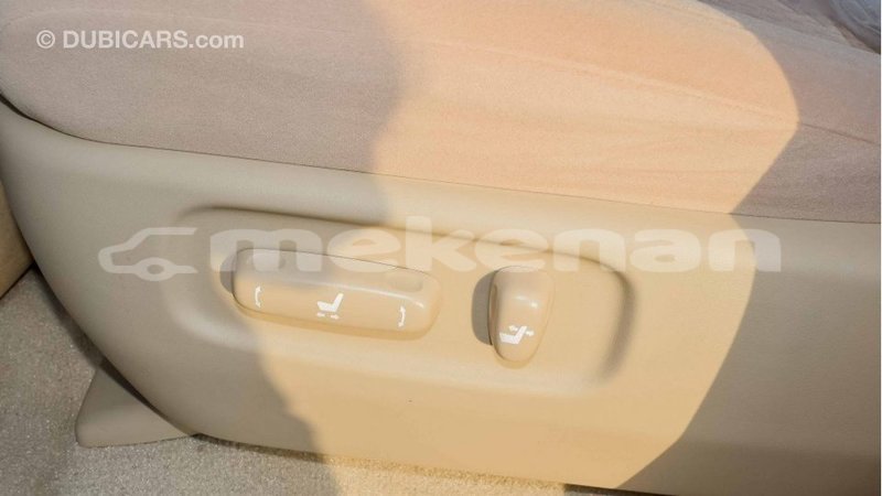 Big with watermark toyota land cruiser aragatsotn import dubai 2587