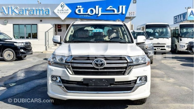Big with watermark toyota land cruiser aragatsotn import dubai 2588