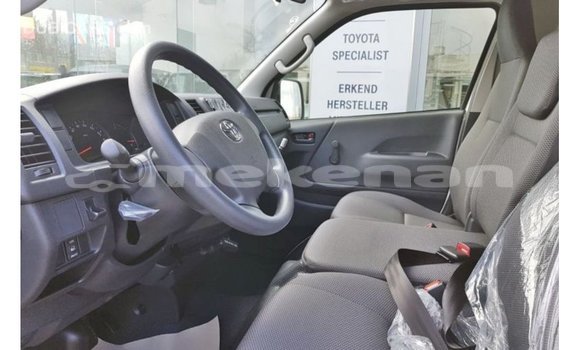 Buy Import Toyota Hiace White Car in Import - Dubai in Aragatsotn Buy Import Toyota Hiace White Car in Import - Dubai in Aragatsotn