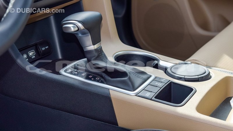 Big with watermark kia sportage aragatsotn import dubai 2596