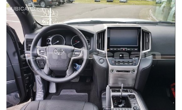 Buy Import Toyota Land Cruiser Black Car in Import - Dubai in Aragatsotn Buy Import Toyota Land Cruiser Black Car in Import - Dubai in Aragatsotn