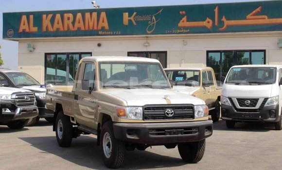 Buy Import Toyota Land Cruiser Beige Car in Import - Dubai in Aragatsotn Buy Import Toyota Land Cruiser Beige Car in Import - Dubai in Aragatsotn