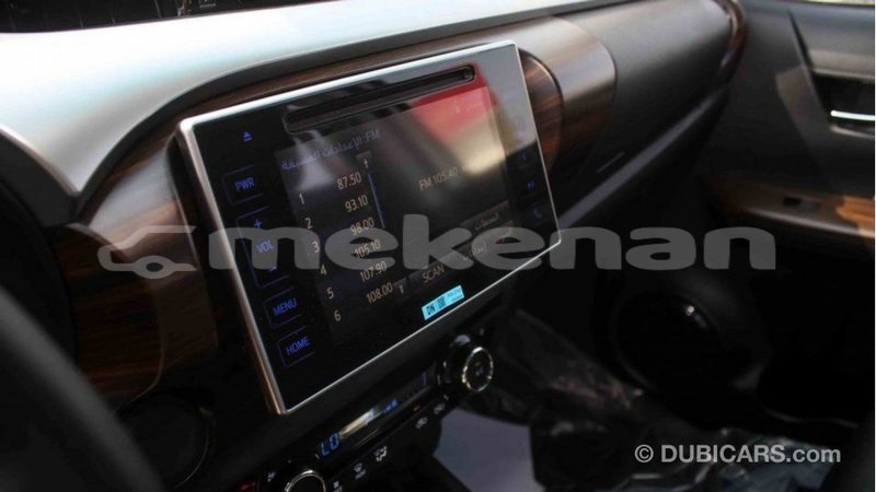 Big with watermark toyota hilux aragatsotn import dubai 2602