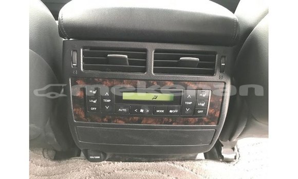 Buy Import Toyota Land Cruiser White Car in Import - Dubai in Aragatsotn Buy Import Toyota Land Cruiser White Car in Import - Dubai in Aragatsotn