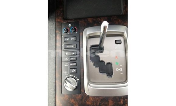 Buy Import Toyota Land Cruiser White Car in Import - Dubai in Aragatsotn Buy Import Toyota Land Cruiser White Car in Import - Dubai in Aragatsotn