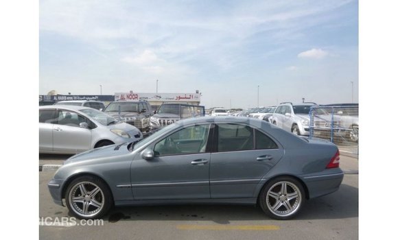 Buy Import Mercedes-Benz 190 Blue Car in Import - Dubai in Aragatsotn Buy Import Mercedes-Benz 190 Blue Car in Import - Dubai in Aragatsotn
