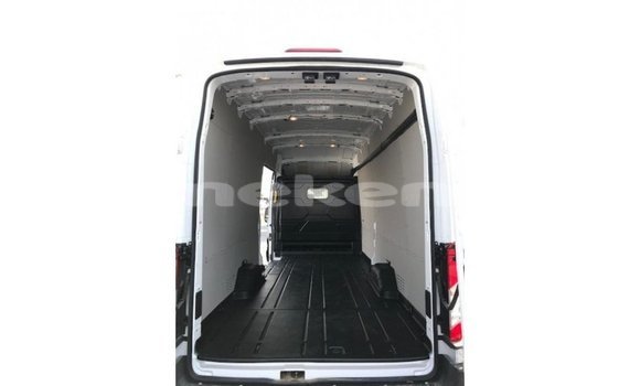 Buy Import Ford Club Wagon White Car in Import - Dubai in Aragatsotn Buy Import Ford Club Wagon White Car in Import - Dubai in Aragatsotn