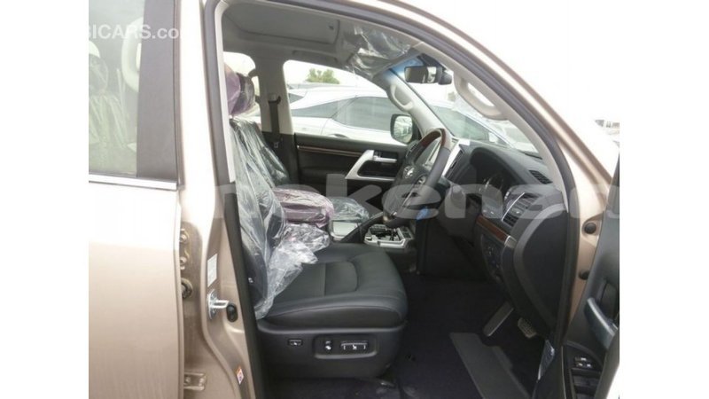 Big with watermark toyota land cruiser aragatsotn import dubai 2609