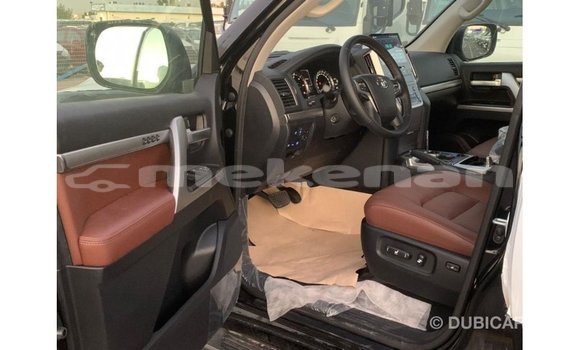Buy Import Toyota Land Cruiser Black Car in Import - Dubai in Aragatsotn Buy Import Toyota Land Cruiser Black Car in Import - Dubai in Aragatsotn