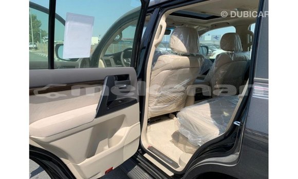 Buy Import Toyota Land Cruiser Black Car in Import - Dubai in Aragatsotn Buy Import Toyota Land Cruiser Black Car in Import - Dubai in Aragatsotn