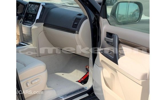 Buy Import Toyota Land Cruiser Black Car in Import - Dubai in Aragatsotn Buy Import Toyota Land Cruiser Black Car in Import - Dubai in Aragatsotn