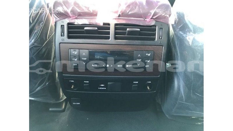 Big with watermark toyota land cruiser aragatsotn import dubai 2619