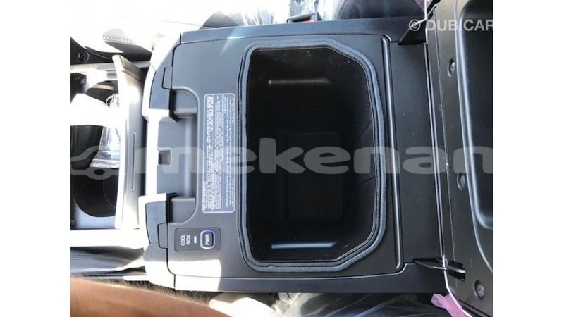 Big with watermark toyota land cruiser aragatsotn import dubai 2619