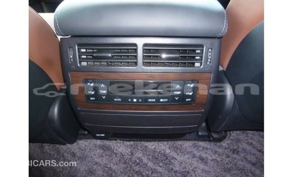 Buy Import Toyota Land Cruiser Red Car in Import - Dubai in Aragatsotn Buy Import Toyota Land Cruiser Red Car in Import - Dubai in Aragatsotn