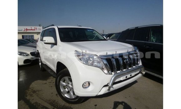 Buy Import Toyota Prado White Car in Import - Dubai in Aragatsotn Buy Import Toyota Prado White Car in Import - Dubai in Aragatsotn