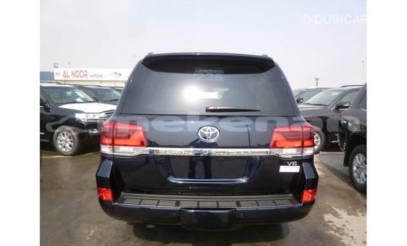 Buy Import Toyota Land Cruiser Blue Car in Import - Dubai in Aragatsotn Buy Import Toyota Land Cruiser Blue Car in Import - Dubai in Aragatsotn