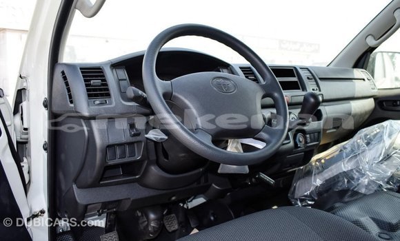Buy Import Toyota Hiace White Car in Import - Dubai in Aragatsotn Buy Import Toyota Hiace White Car in Import - Dubai in Aragatsotn