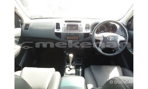 Buy Import Toyota Hilux Other Car in Import - Dubai in Aragatsotn Buy Import Toyota Hilux Other Car in Import - Dubai in Aragatsotn
