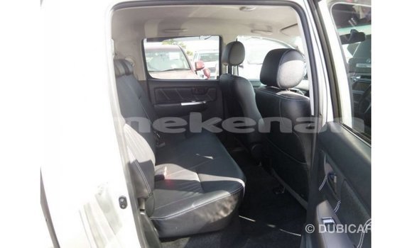 Buy Import Toyota Hilux Other Car in Import - Dubai in Aragatsotn Buy Import Toyota Hilux Other Car in Import - Dubai in Aragatsotn