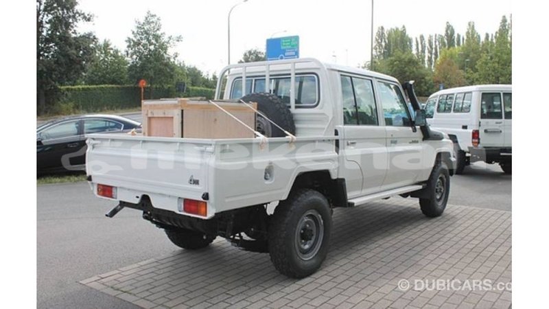 Big with watermark toyota land cruiser aragatsotn import dubai 2629