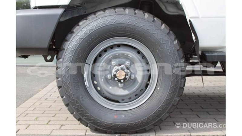 Big with watermark toyota land cruiser aragatsotn import dubai 2629