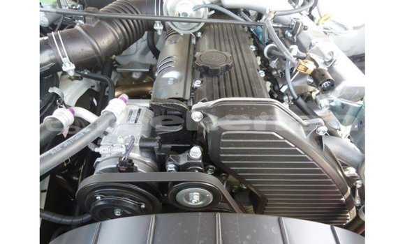 Buy Import Toyota Land Cruiser White Car in Import - Dubai in Aragatsotn Buy Import Toyota Land Cruiser White Car in Import - Dubai in Aragatsotn