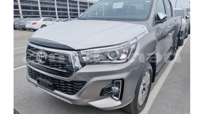 Big with watermark toyota hilux aragatsotn import dubai 2635