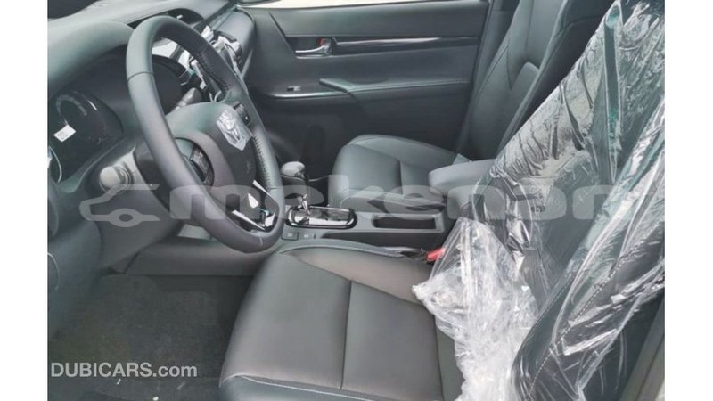 Big with watermark toyota hilux aragatsotn import dubai 2635